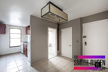 Rented by R New York