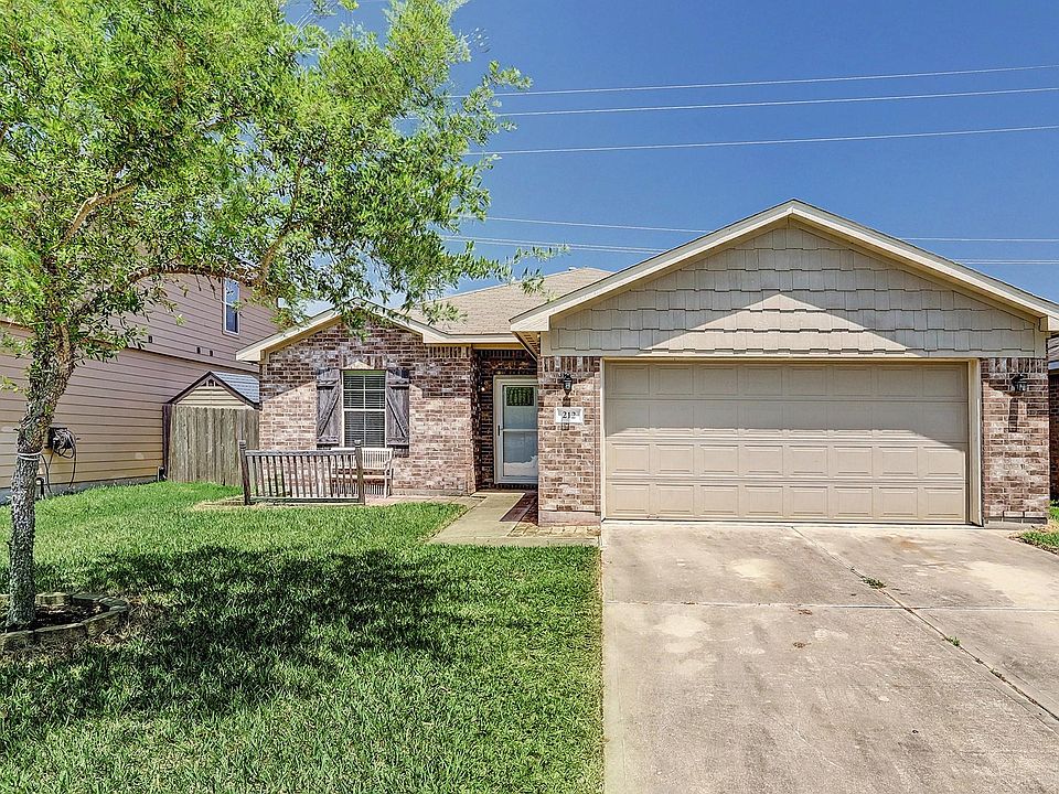 1st image of 212 Splintered Arrow Dr