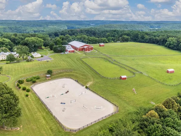 2401 Bollinger Mill Rd, Finksburg, MD 21048