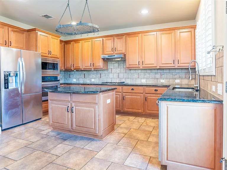 1898 Long Bow Dr — Photo 12