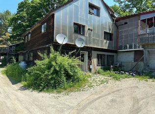 432 Fulton Rd, East Corinth, VT 05040