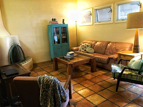 4th image of 2610 Los Tomases Dr NW