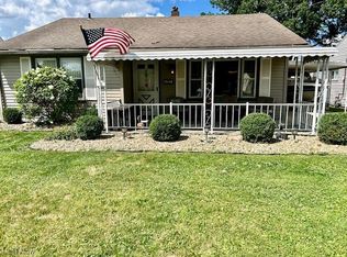 1542 Chattanooga Ave, Youngstown, OH