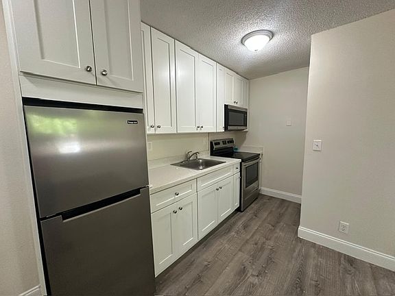 5th image of 5901 NE 18th Ave #2