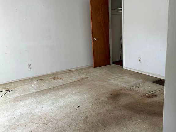 3rd image of 5316 Terrace #J