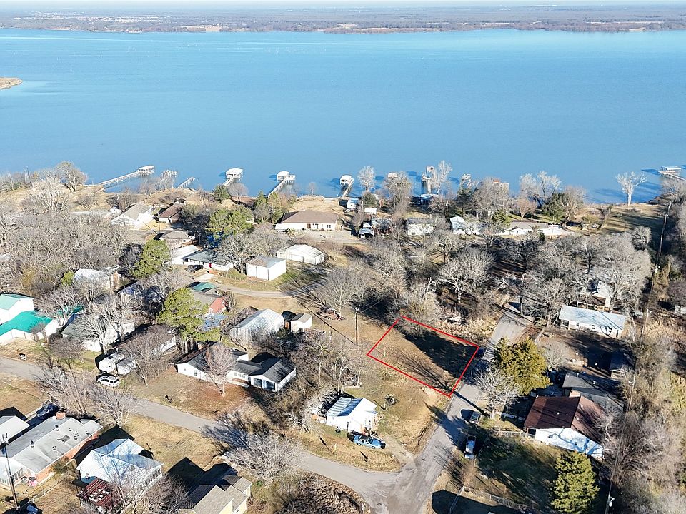 1st image of 409 Kirk Ln