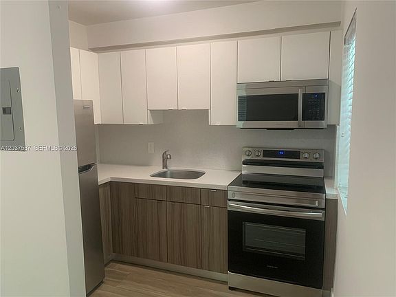 3rd image of 1218 Salzedo St #2