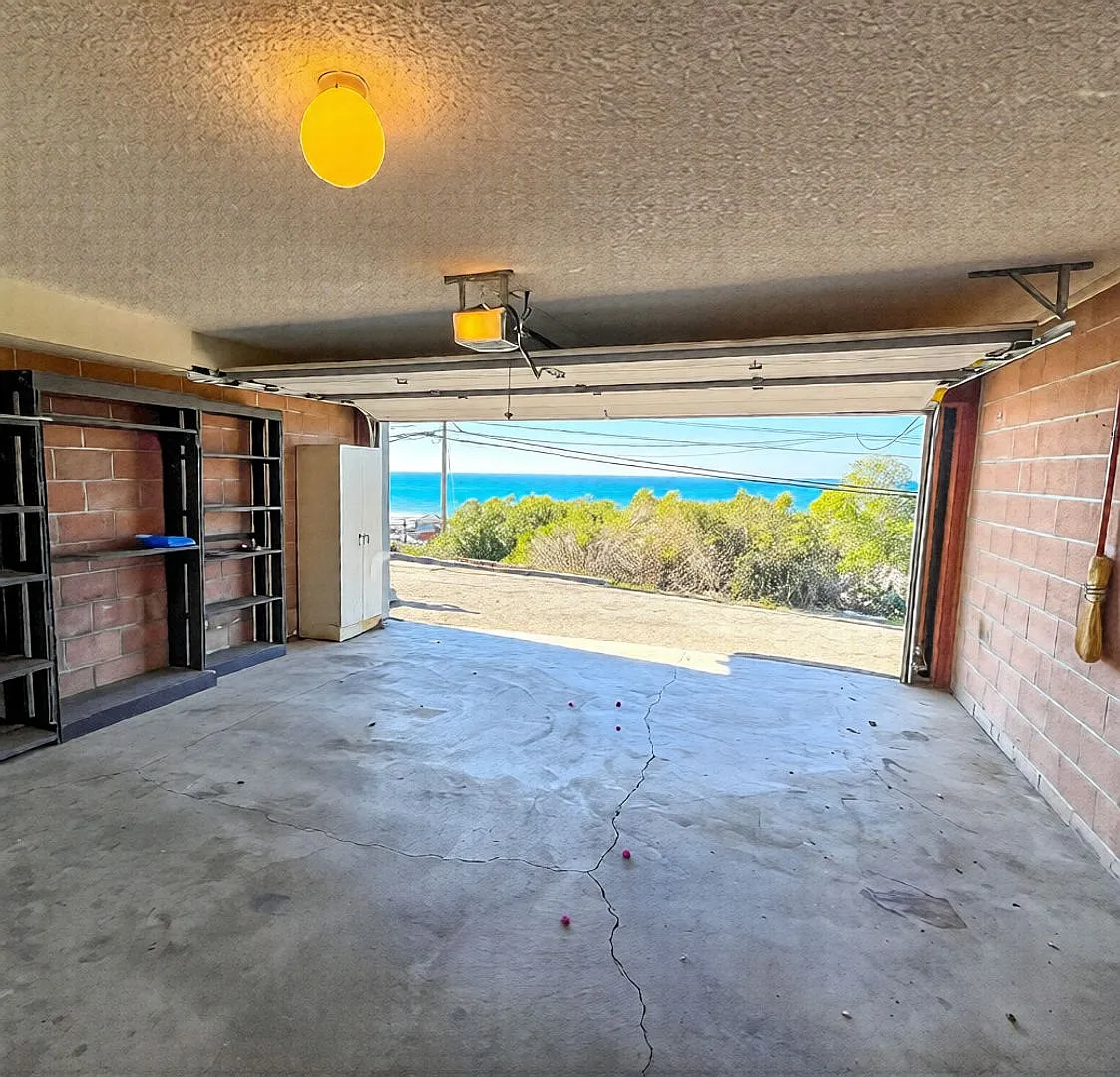 Building Photo - 3413 Ocean Blvd