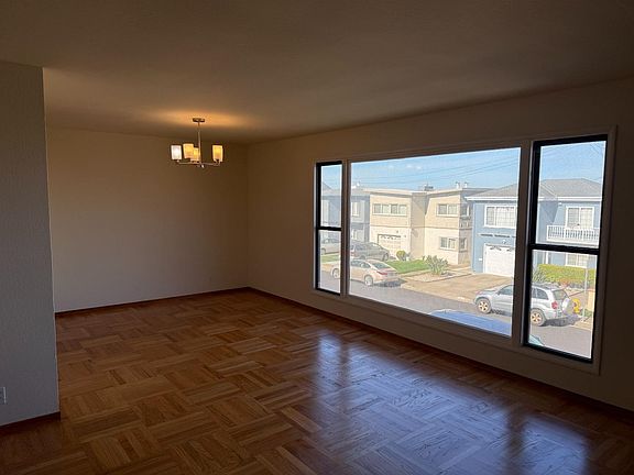 3rd image of 60 Westmoor Ave