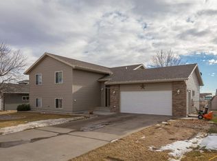 5031 S Pitch Dr, Rapid City, SD 57703
