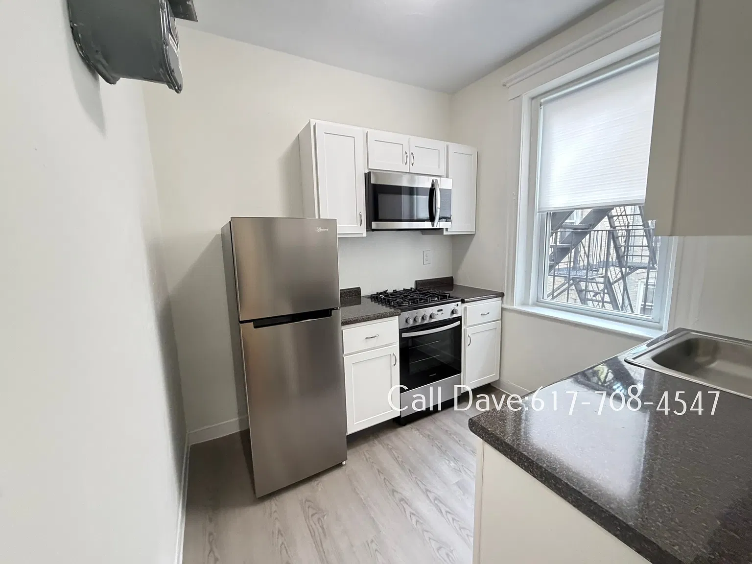 Studio, 1060 sqft, $1,856 — Photo 1