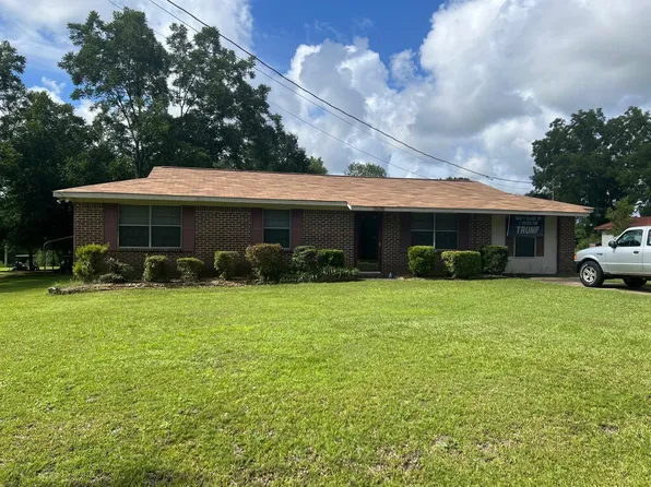 505 Opine Rd, Opp, AL 36467