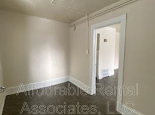 2143 S 5th St, Milwaukee, WI 53207