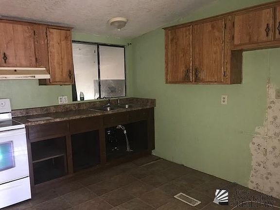 5th image of 28733 E Pacific Ave