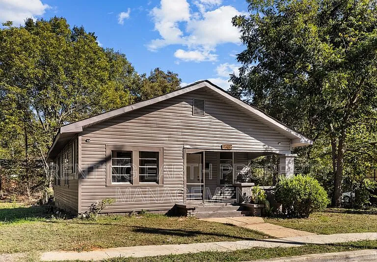 2309 Eufaula Ave — Photo 2
