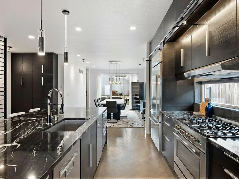 2037 N Hooker St #L — Photo 13