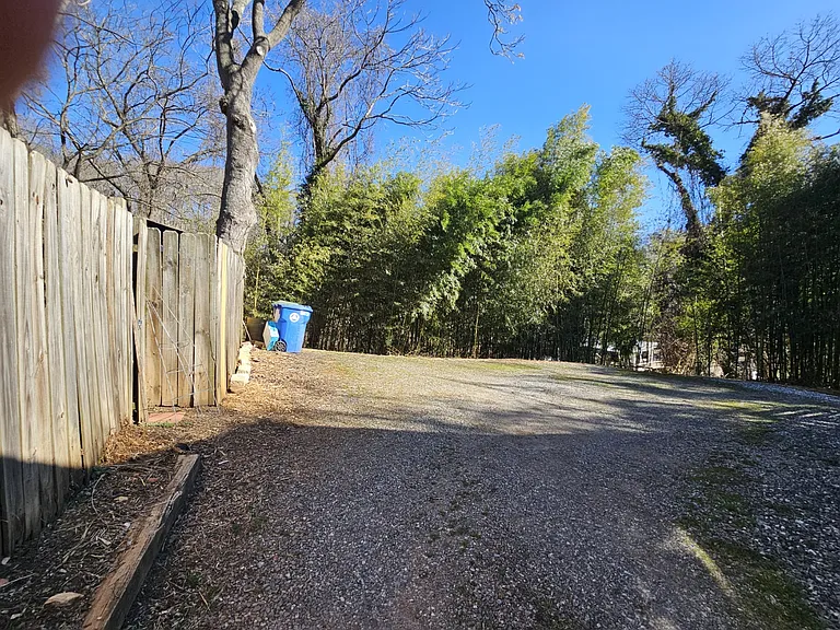 138 Clingman Ave — Photo 53