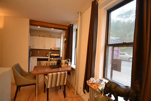 Rented by Bohemia Realty Group | media 7