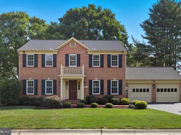 11120 Rutledge Dr, Gaithersburg, MD 20878