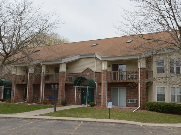 Pine Ridge Apartments