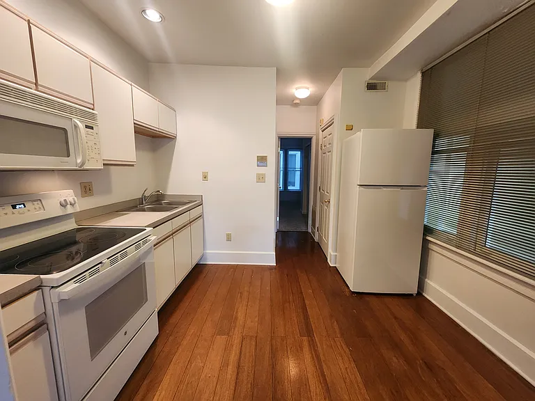739 N High St #C — Photo 6