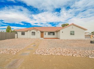 2817 N Michael Way, Las Vegas, NV 89108