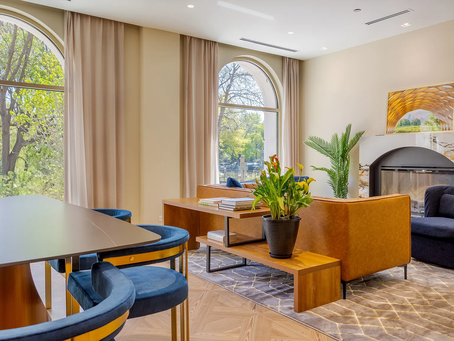 The Nest at Lincoln Park West — Photo 2