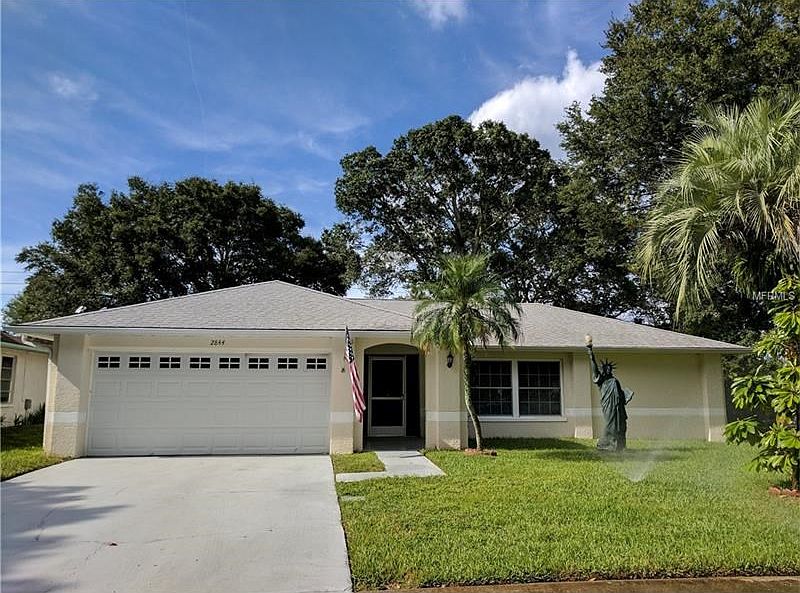 1st image of 2844 Thistle Ct N