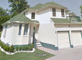 1856 Crawford Rd, Cleveland, OH 44103