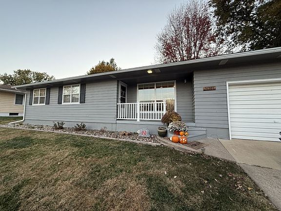3rd image of 1011 Eastern Ave