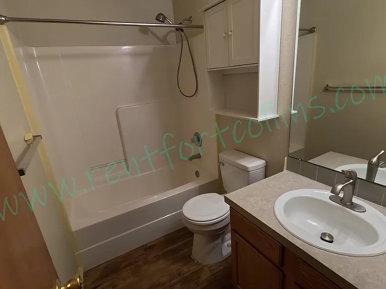 1032 Lavender Ave — Photo 8