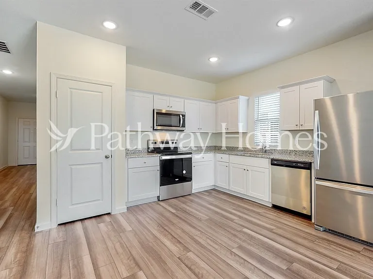 1529 Ancer Way — Photo 6