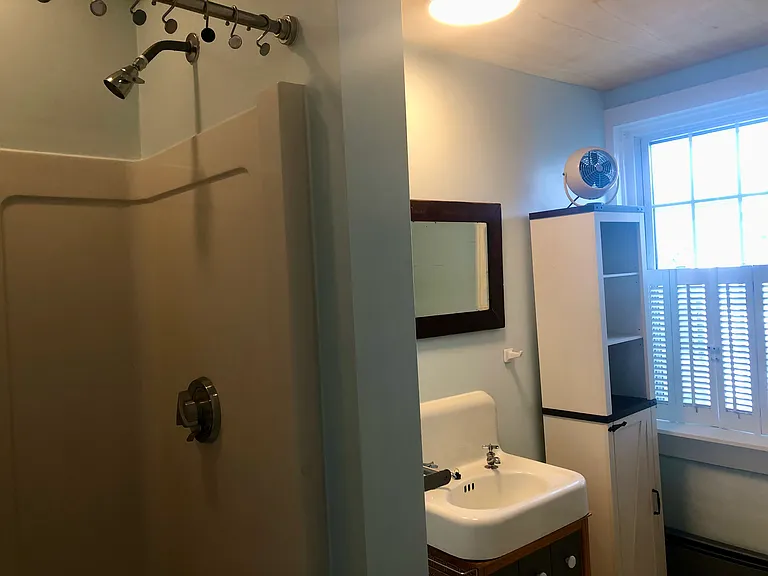 13 Parker St #B — Photo 37