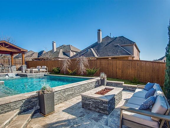 4th image of 300 Cypress Garden Dr