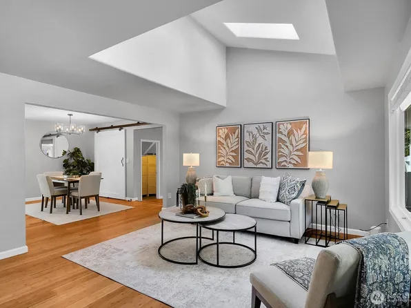 12117 NE 143rd Place, Kirkland, WA 98034