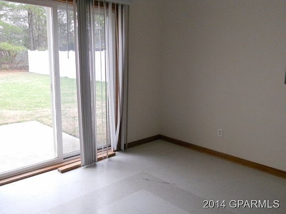 4th image of 1123 Brownlea Drive #A