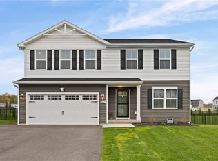3402 Verbena Ln, Macedon, NY 14502