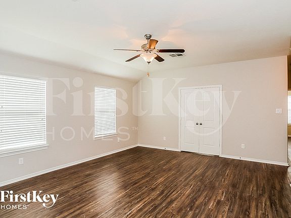 5th image of 3410 Bainbridge Hill Ln