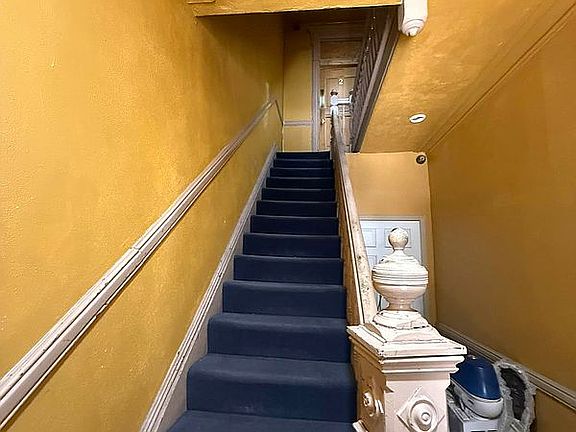 3rd image of 115 Saint Nicholas Ave APT 1