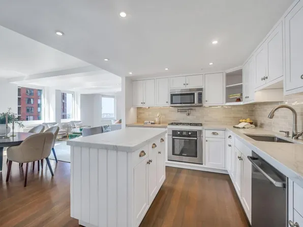 333 Rector Place image 6 of 25