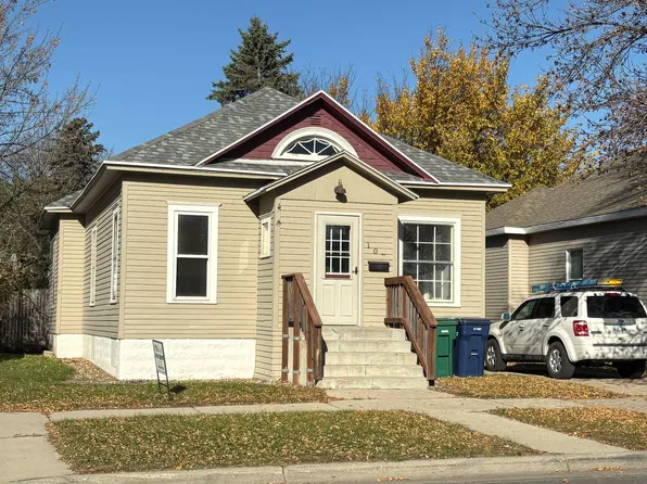 107 4th Ave SE, Watertown, SD 57201