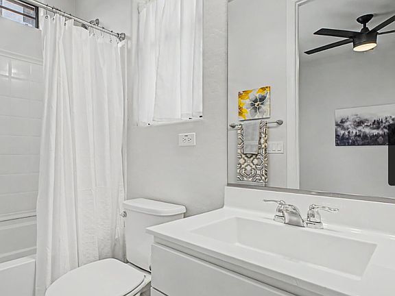 4th image of 2090 S Dorsey Ln Unit 1030