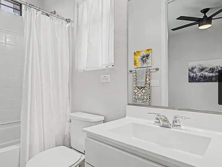 2090 S Dorsey Ln #1030 — Photo 4