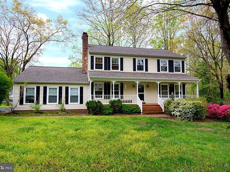 3103 Titanic Dr — Photo 1