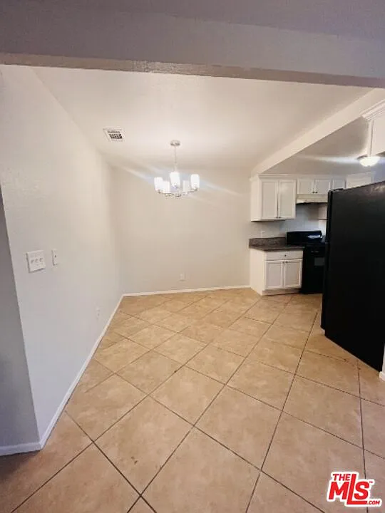 2 bed, 1.0 bath, 900 sqft, $1,700 — Photo 2
