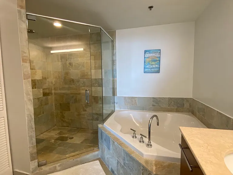2681 N Flamingo Rd #2106S — Photo 4