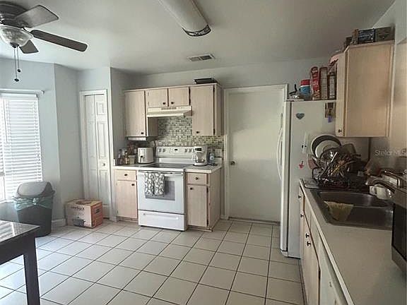 4th image of 8750 Fort Shea Ave