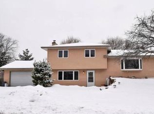6865 Cain Ave, Inver Grove Heights, MN 55076