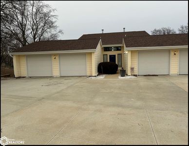 202 E 22nd St APT 2, Atlantic, IA, 50022