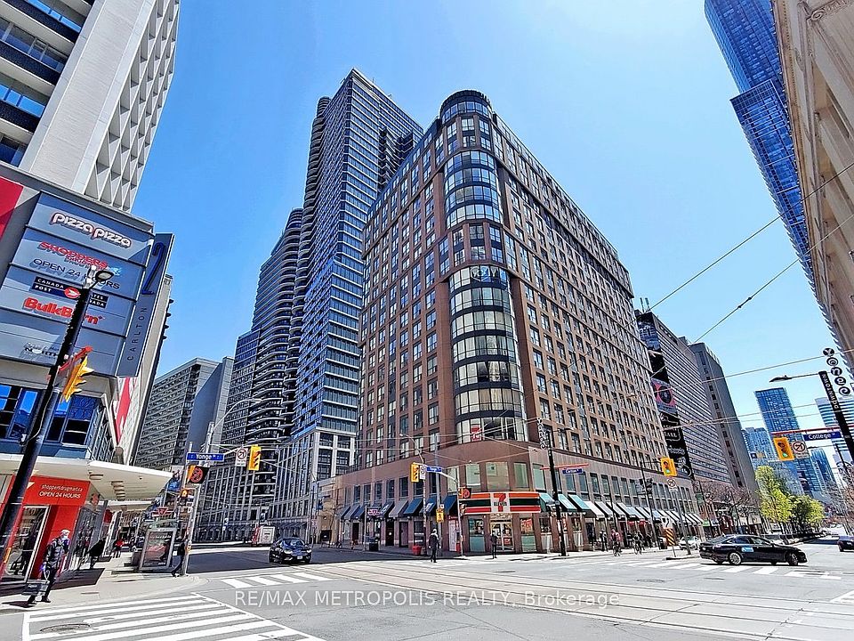 1st image of 7 Carlton St #1114